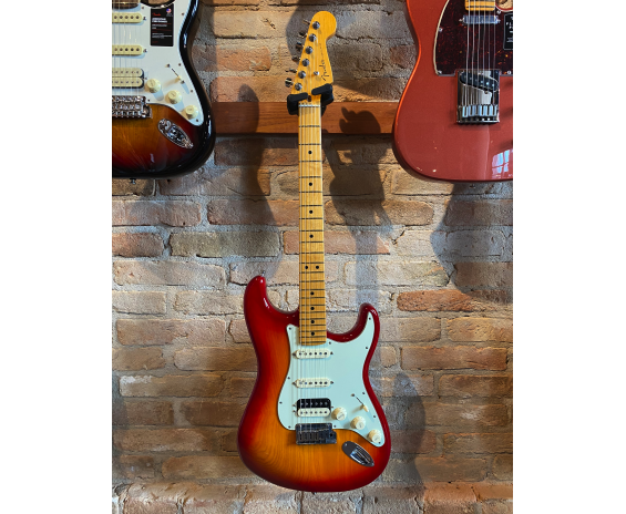 Fender American Ultra Stratocaster HSS Sienna Sunburst