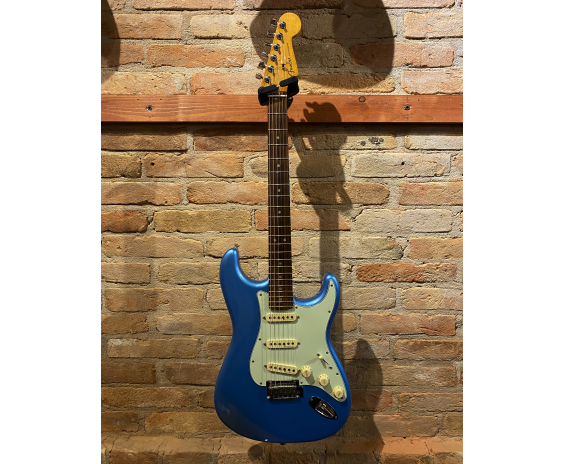 Fender Player Plus Stratocaster Opal Spark