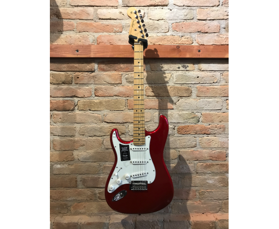 Fender Player Stratocaster Left-Handed MN Candy Apple Red