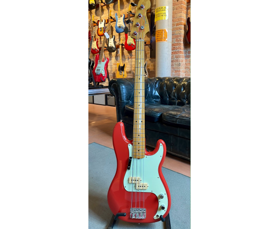 Fender Precision Standard Fiesta Red