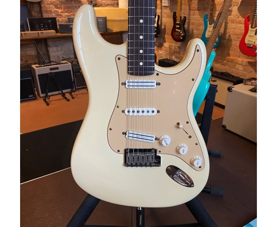 Fender Stratocaster American Standard 2006