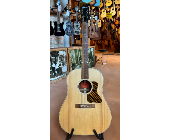 Gibson J-35 Faded 30s