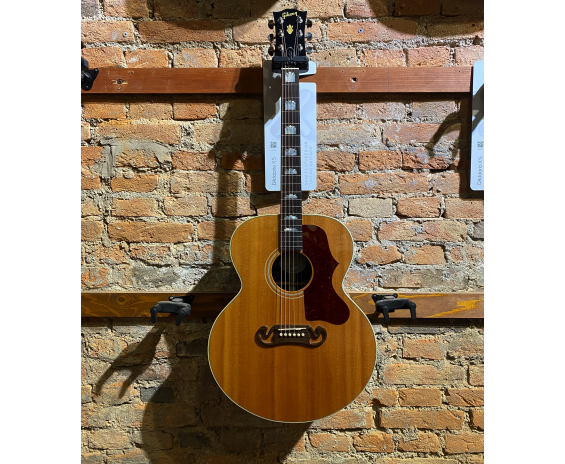 Gibson SJ-200 Studio Rosewood Antique Natural