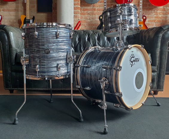 Gretsch Renown Maple Jazz Set in Silver Oyster Pearl