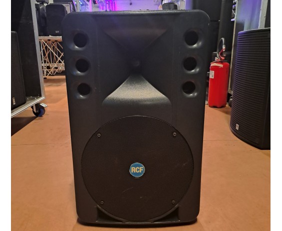 Rcf ART200a (singola)