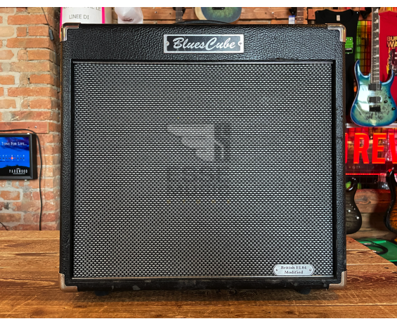 Roland Blues Cube Hot British EL84 Modified