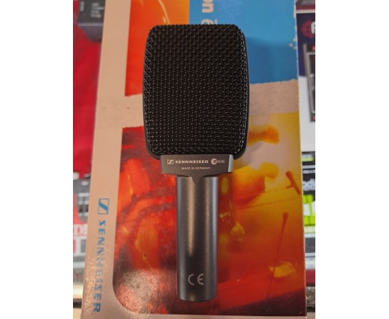 Sennheiser e606