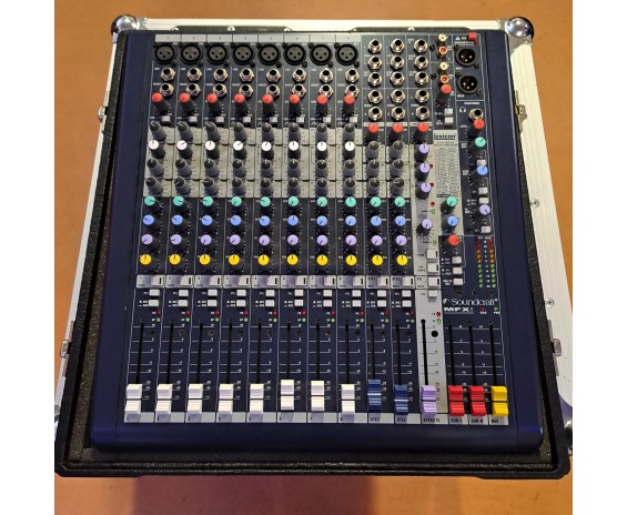 Soundcraft Mfxi 12 + Case