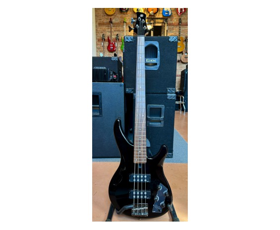 Yamaha TRBX 304 Black + Bag